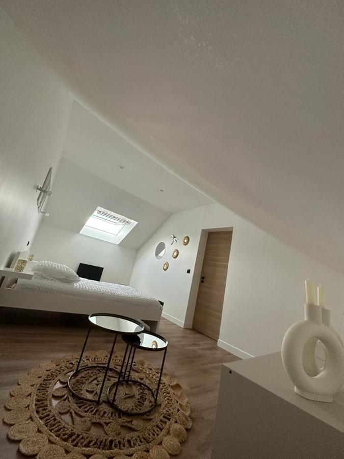 Chambres Dans Maison Neuve Au Style Chic Et Boheme Villeneuve-sous-Dammartin Exteriör bild