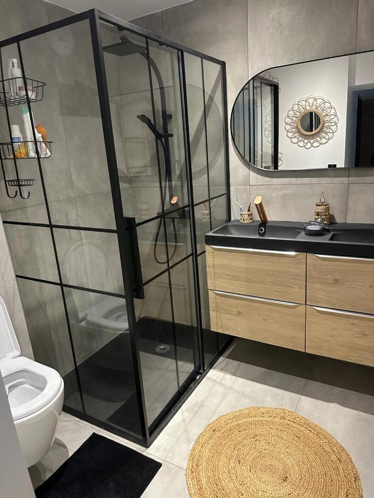 Chambres Dans Maison Neuve Au Style Chic Et Boheme Villeneuve-sous-Dammartin Exteriör bild