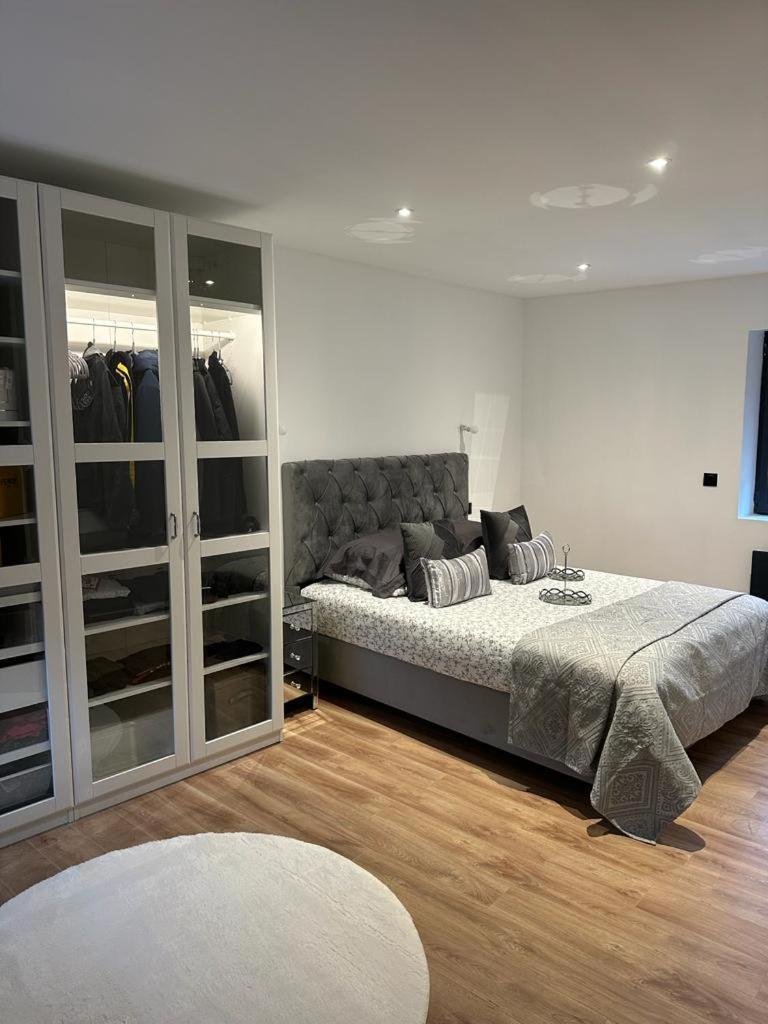 Chambres Dans Maison Neuve Au Style Chic Et Boheme Villeneuve-sous-Dammartin Exteriör bild